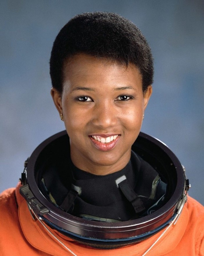 Mae_Jemison.jpg