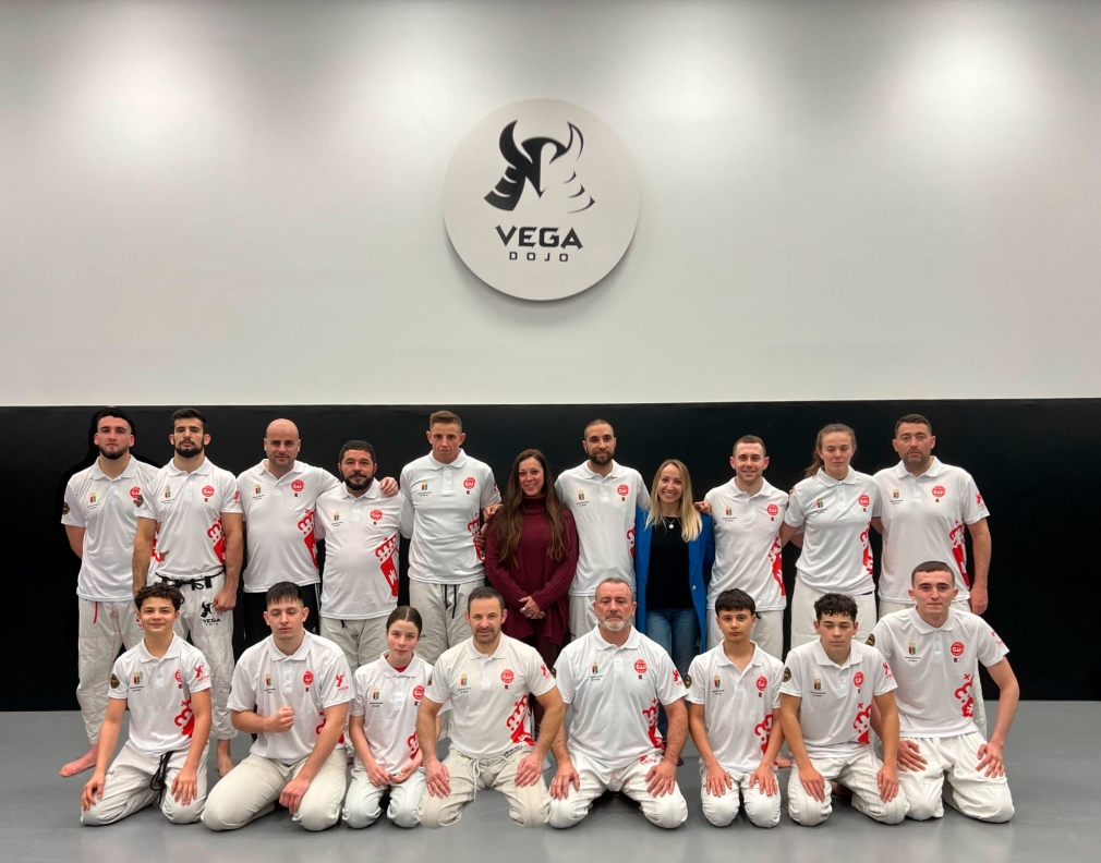 La selección de Castilla-La Mancha de Combat Ju Jutsu, con sede en Quer, compite en el Campeonato de España a celebrar en Barcelona