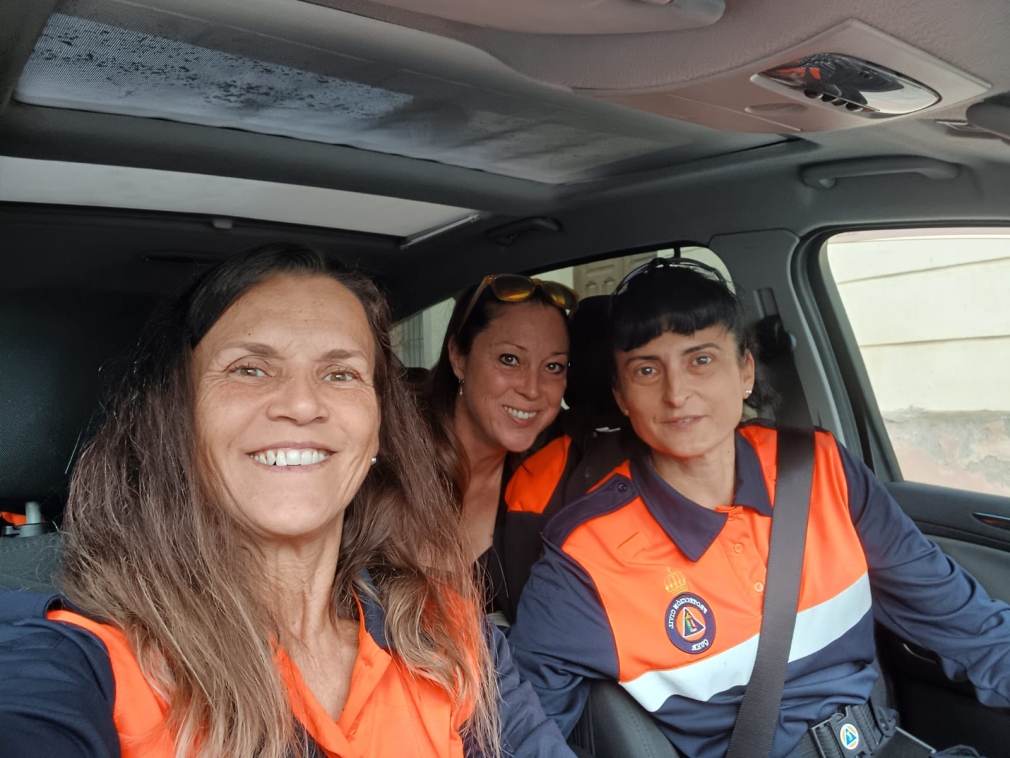 Tres voluntarias seteras viajan a la zona afectada por la DANA para prestar servicios a los afectados